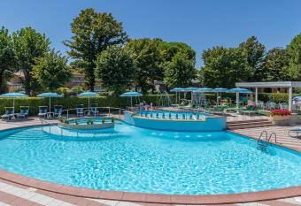 Hotel Smeraldo has Balcony rooms