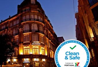 Hotel Aliados has Balcony rooms