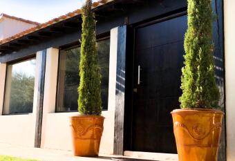 Mas le Sauvageon has Balcony rooms