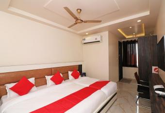 Capital O Hotel Krishnandan allows 18 year olds to book a room