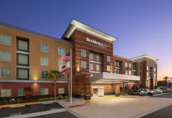 Residence Inn by Marriott Ontario Rancho Cucamonga allows 18 year olds to book a room