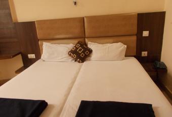 Budget Stay in the City Center has Balcony rooms