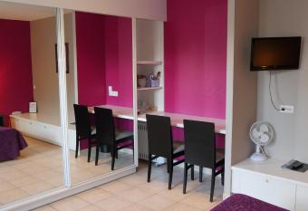 H  tel Savary has Balcony rooms