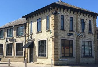 Hatfield Lodge allows 18 year olds to book a room