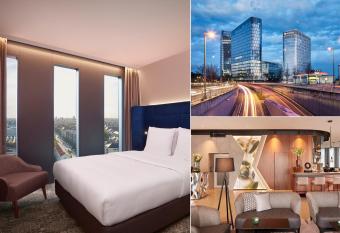 HYPERION Hotel M  nchen has Balcony rooms