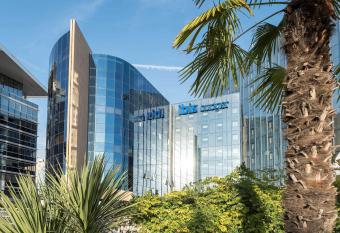 ibis budget Nice Aeroport allows 18 year olds to book a room