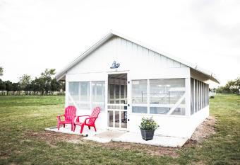 Wild Arrow Ranch allows 18 year olds to book a room