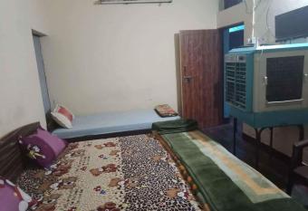 Economical rooms at Mukti Dham has Smoking/Balcony rooms
