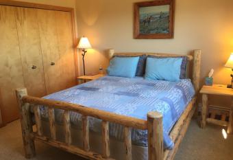Fish Creek House Bed & Breakfast allows 18 year olds to book a room