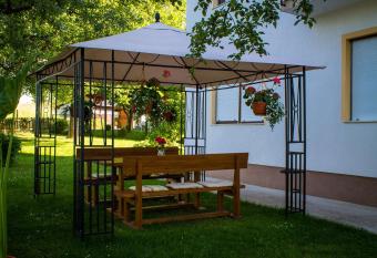 Rooms Marijana Obrovac has Balcony rooms