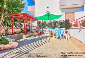 CasaSalentina has Balcony rooms
