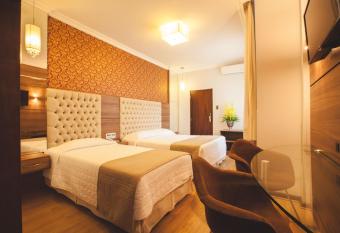 Curitiba Palace Hotel has Balcony rooms