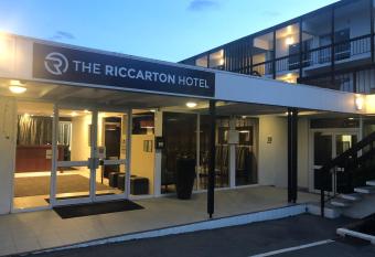 The Riccarton Hotel allows 18 year olds to book a room