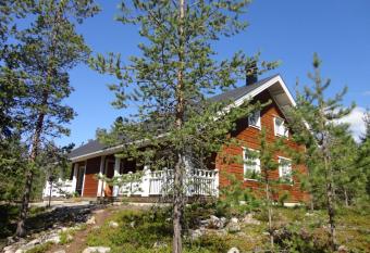 Ounasvaaran Lakituvat Chalets has Balcony rooms
