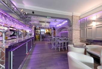 The George Hotel allows 18 year olds to book a room