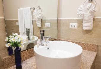 Barolo Hotel has Balcony rooms