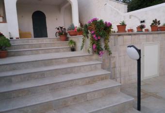 Casa Anna in riva al mare has Balcony rooms