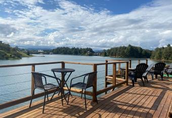 Ecolodge Bahia del Pe    n has Balcony rooms