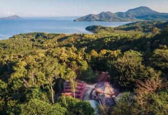 Atremaru Jungle Retreat has Balcony rooms