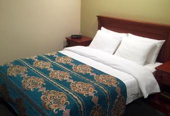 Motel au P'tit Sapin has rooms with a private hot tub