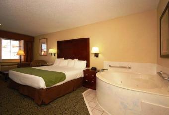 SureStay Hotel by Best Western Deer Park has rooms with a private hot tub
