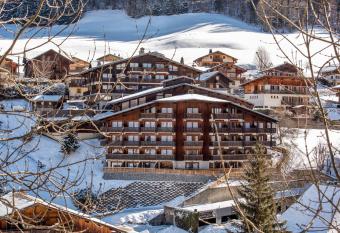 Hotel le Petit Dru has Balcony rooms