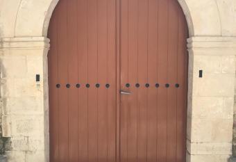 Tourists Guest House has Smoking rooms