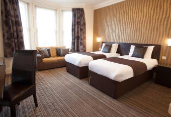 The Hop Inn allows 18 year olds to book a room