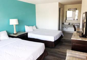 Howard Johnson by Wyndham Reno Downtown allows 18 year olds to book a room