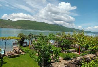 Guest House Lin has Balcony rooms