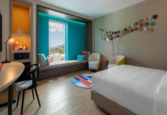 Hyatt Centric San Salvador allows 18 year olds to book a room