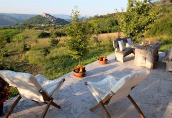 Casa Rodeli has Balcony rooms