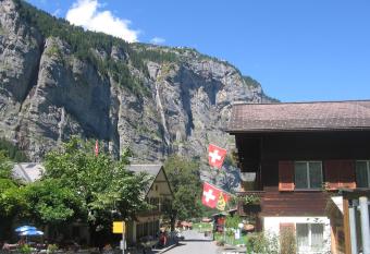 Hotel-Restaurant Stechelberg Bed & Breakfast has Balcony rooms