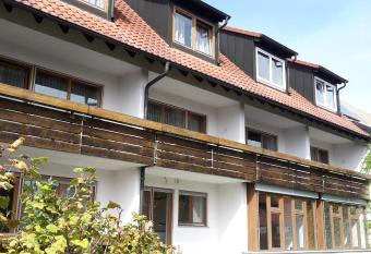 Hotel Garni has Balcony rooms