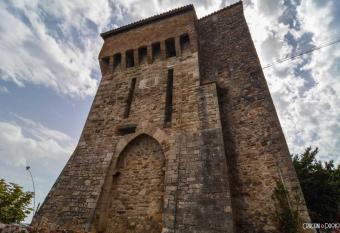 Torre Caetani- Night in a medieval tower has Balcony rooms