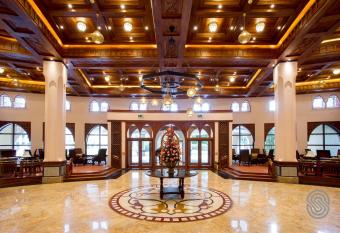 Dar es Salaam Serena Hotel allows 18 year olds to book a room