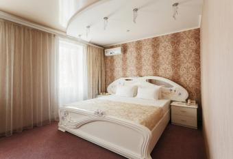 Vele Rosse Hotel, business & leisure has Balcony rooms