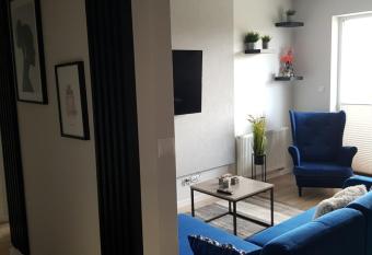 Apartamenty Limanowskiego allows 18 year olds to book a room