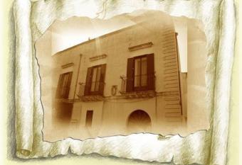 Dimora Adamo has Balcony rooms