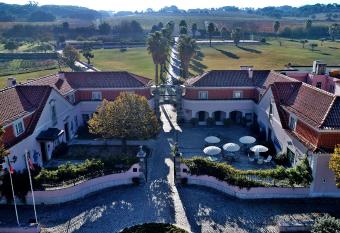 Turim Club D Azeitao Hotel allows 18 year olds to book a room