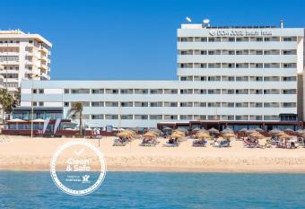 Dom Jose Beach Hotel (Plus) allows 18 year olds to book a room