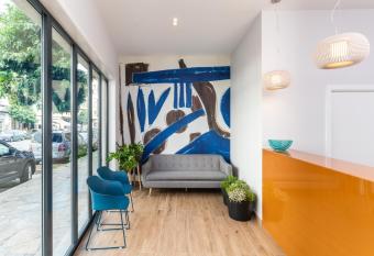 Hotel Concheiros allows 18 year olds to book a room