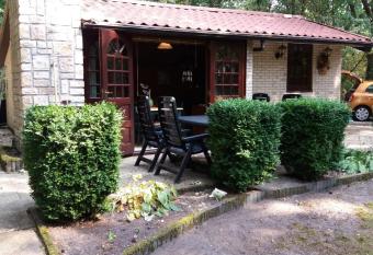 Witte wieven bungalow 17 has Balcony rooms