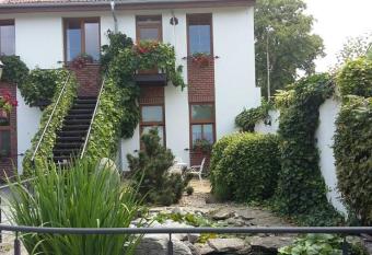 Pension Art allows 18 year olds to book a room