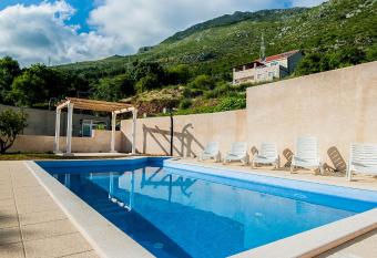 Apartments Muller has Balcony rooms