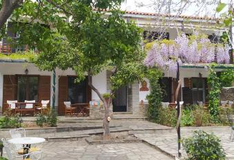 Mirto Apartments has Balcony rooms