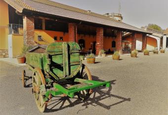 Country House Cascina Orto has Balcony rooms