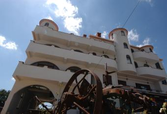 Rooms Luna Sol has Balcony rooms