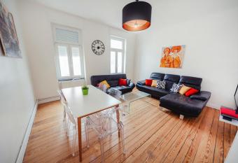 Le Saint-Pierre has Balcony rooms