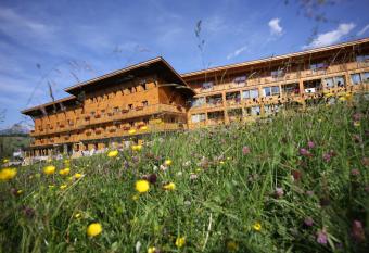 Sporthotel Floralpina has Balcony rooms